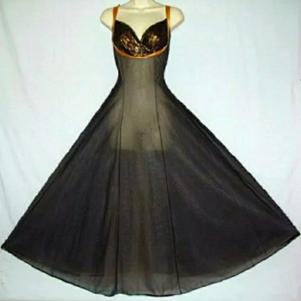 Vintage Vanity Fair nightgown